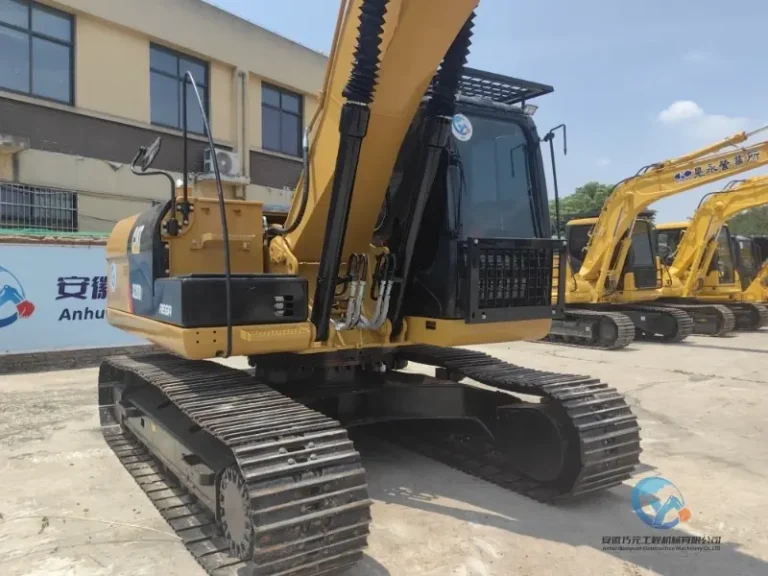 2020-Used-Excavator-Caterpillar-320D2-13
