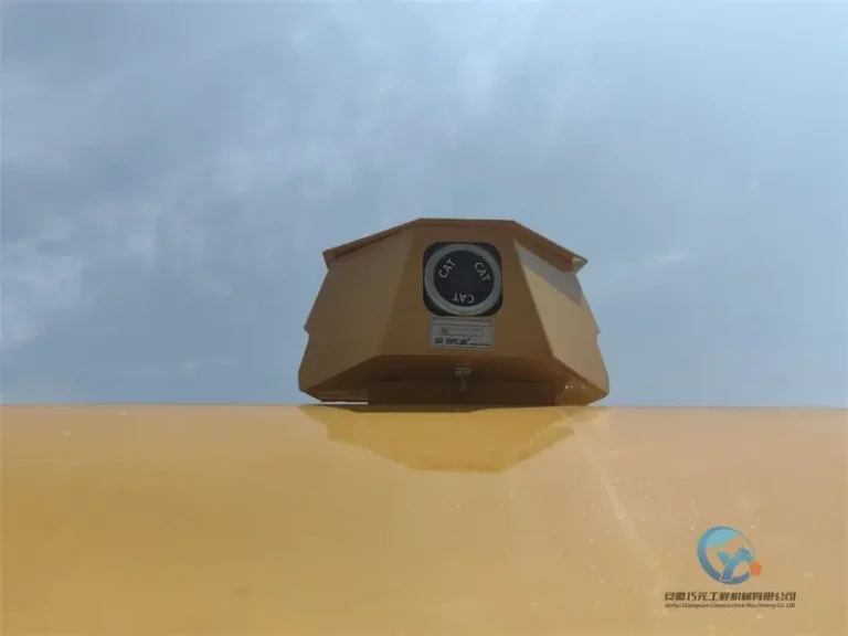 2020-Used-Excavator-Caterpillar-320D2-24