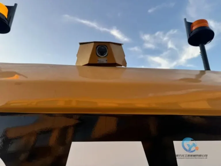 2021-Used-Excavator-Caterpillar-320D2-18