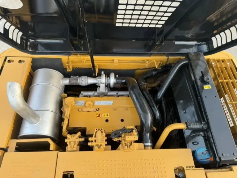 2021-Used-Excavator-Caterpillar-320D2-20