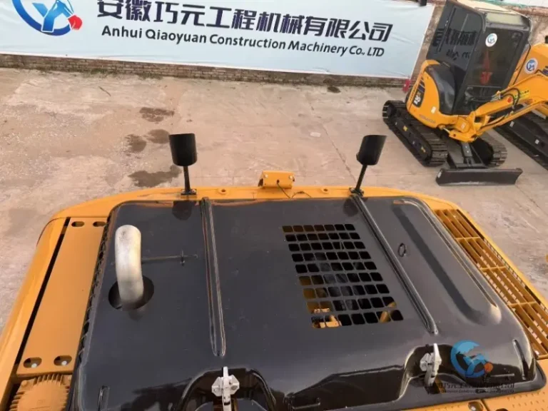 2021-Used-Excavator-Caterpillar-320D2-5