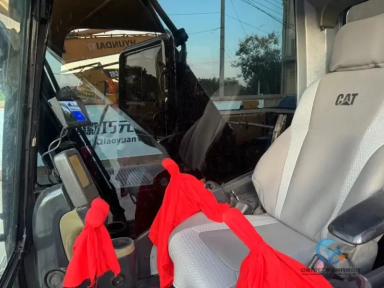 2021-Used-Excavator-Caterpillar-320D2-7