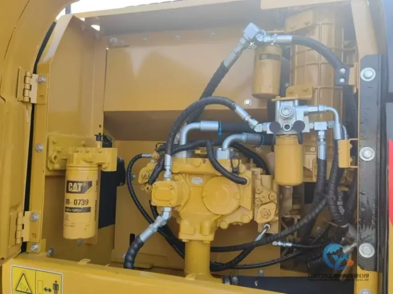 2022-Used-Excavator-Caterpillar-320D2-10