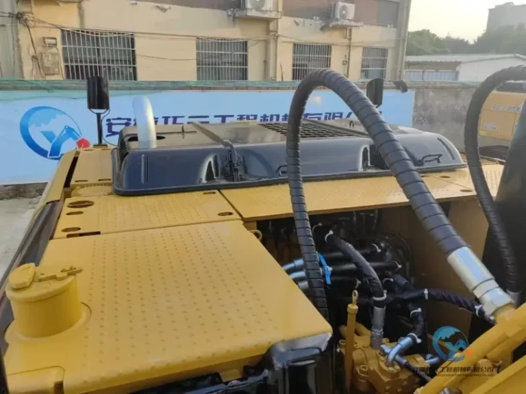 2022-Used-Excavator-Caterpillar-320D2-13