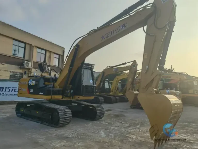 2022-Used-Excavator-Caterpillar-320D2-23
