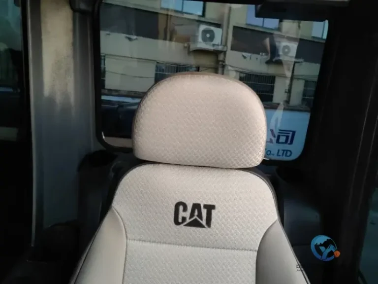 2022-Used-Excavator-Caterpillar-320D2L-10