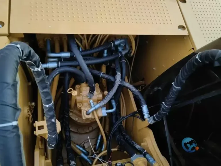 2022-Used-Excavator-Caterpillar-320D2L-12