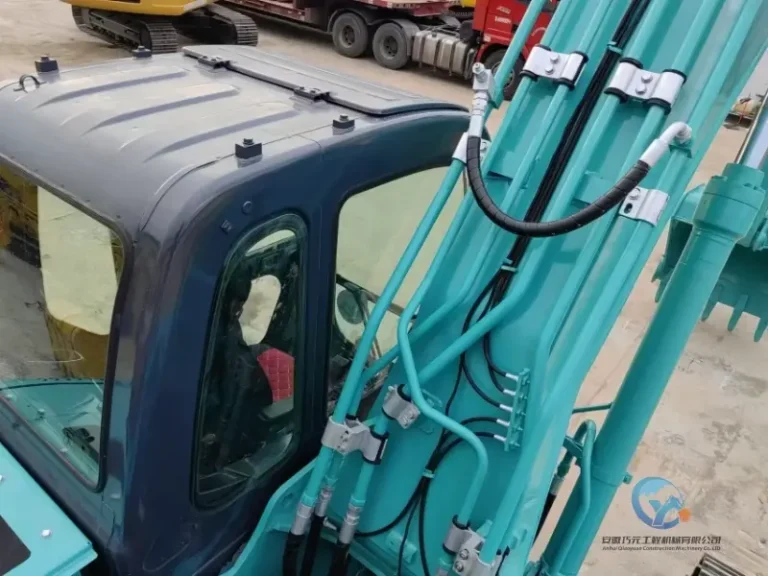 2022-Used-Excavator-Kobelco-SK200-10