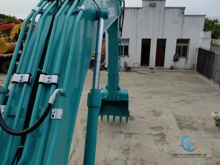 2022-Used-Excavator-Kobelco-SK200-15