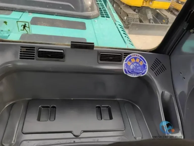 2022-Used-Excavator-Kobelco-SK200-27