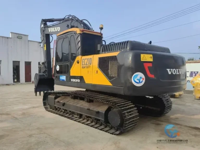 2022-Used-Excavator-Volvo-EC210D-2