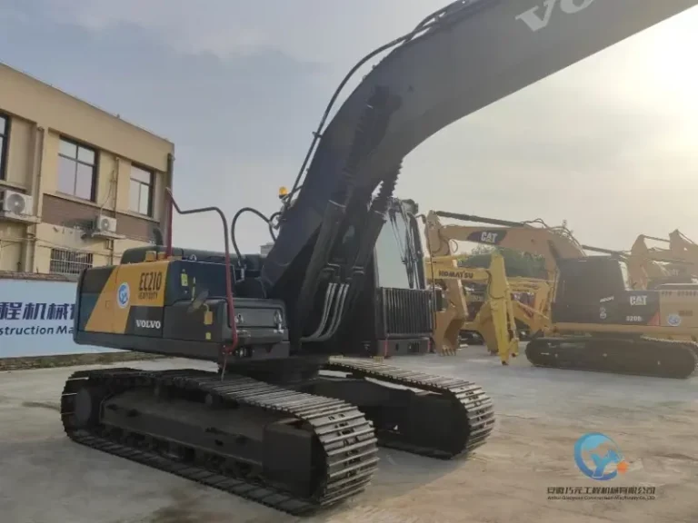 2022-Used-Excavator-Volvo-EC210D-4