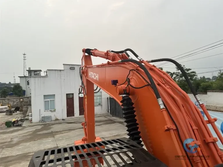 2023-Used-Excavator-Hitachi-200-24