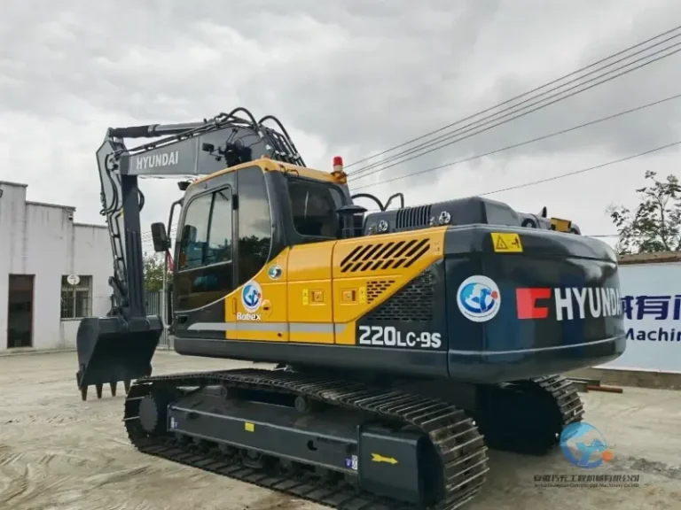 2023-Used-Excavator-Hyundai-220LC-9S-13