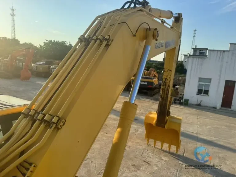 2023-Used-Excavator-Komatsu-PC400-19