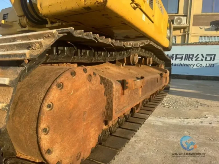2023-Used-Excavator-Komatsu-PC400-24