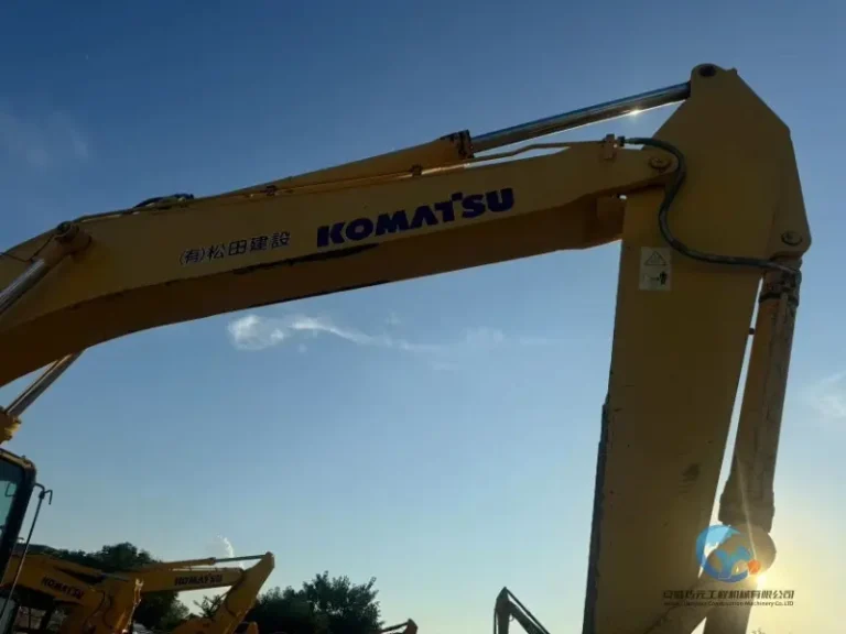 2023-Used-Excavator-Komatsu-PC400-8