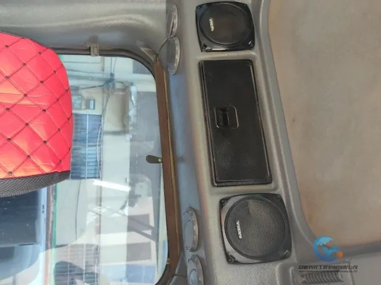 2023-Used-Excavator-Volvo-EC210D-11