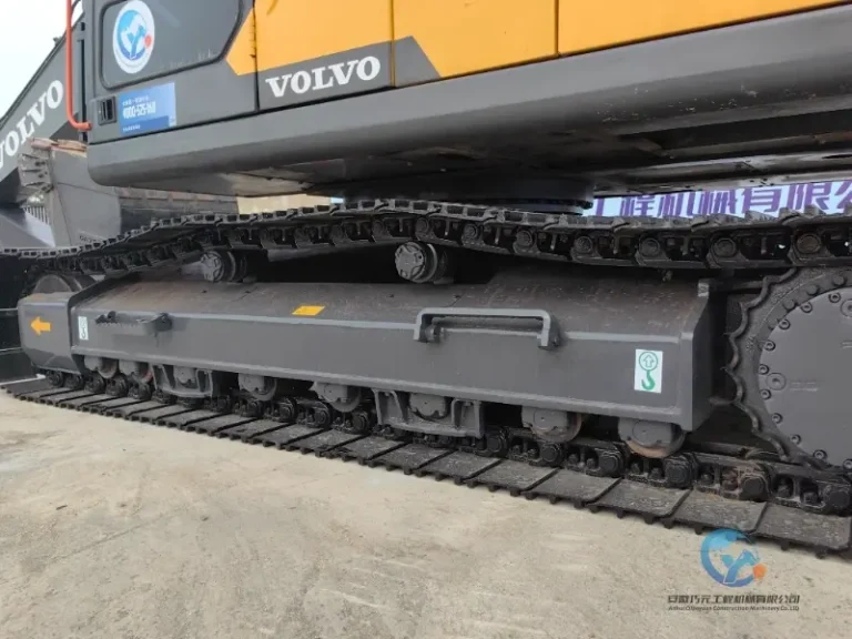 2023-Used-Excavator-Volvo-EC210D-33
