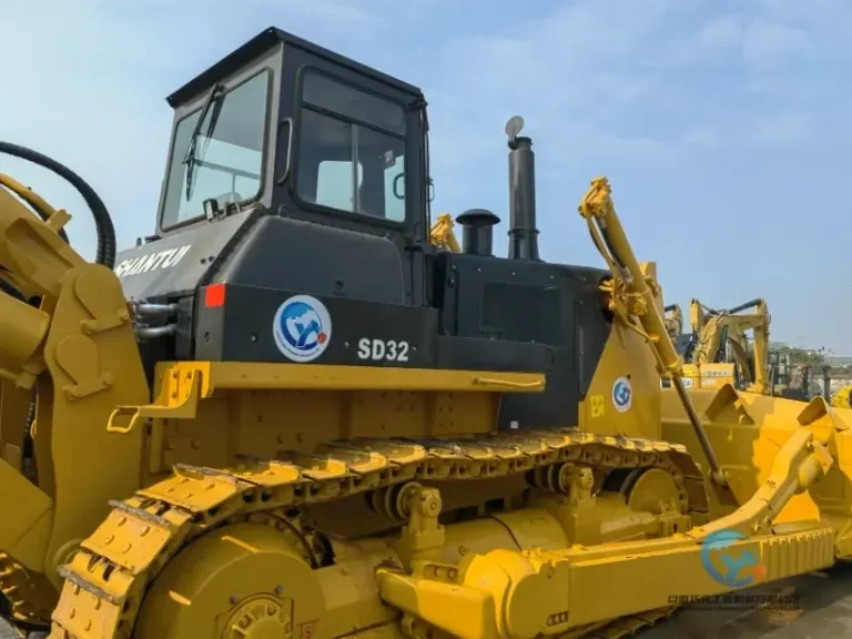 Used-Bulldozer-SHANTUI-SD32-11