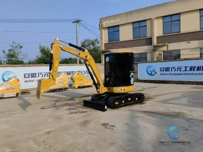 Used-Excavator-Caterpillar-303.5E-15