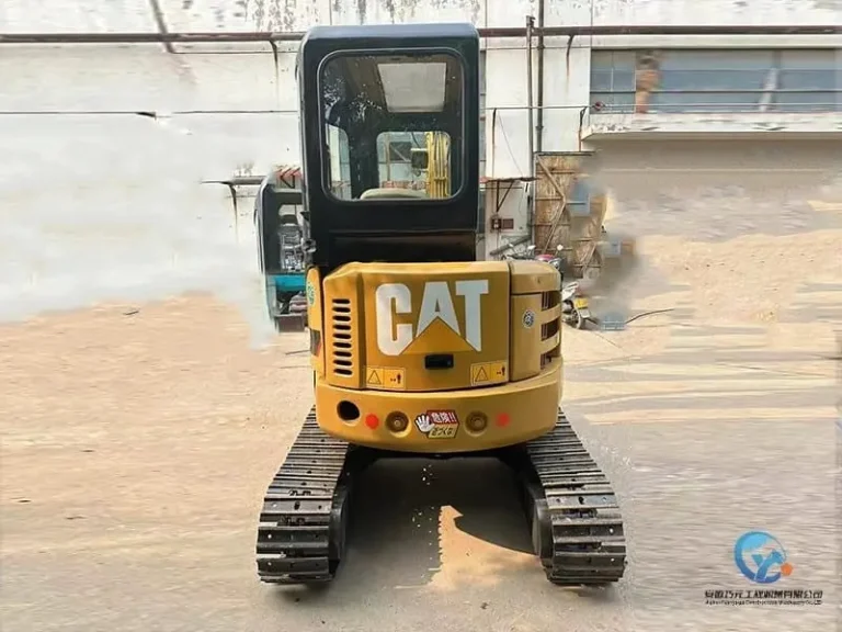 Used-Excavator-Caterpillar-303CR-1_W_800px