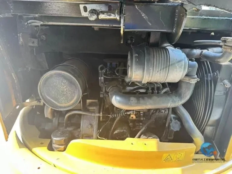 Used-Excavator-Caterpillar-303CR13_W_800px