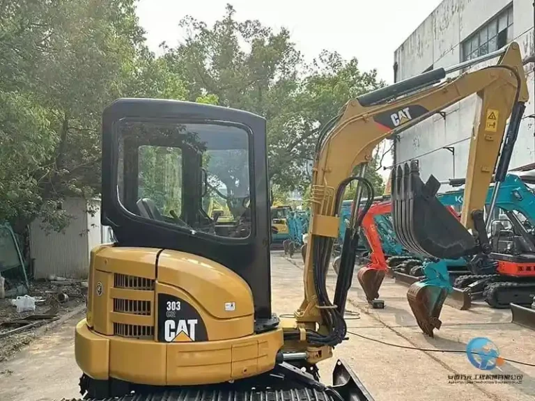 Used-Excavator-Caterpillar-303CR3_W_800px