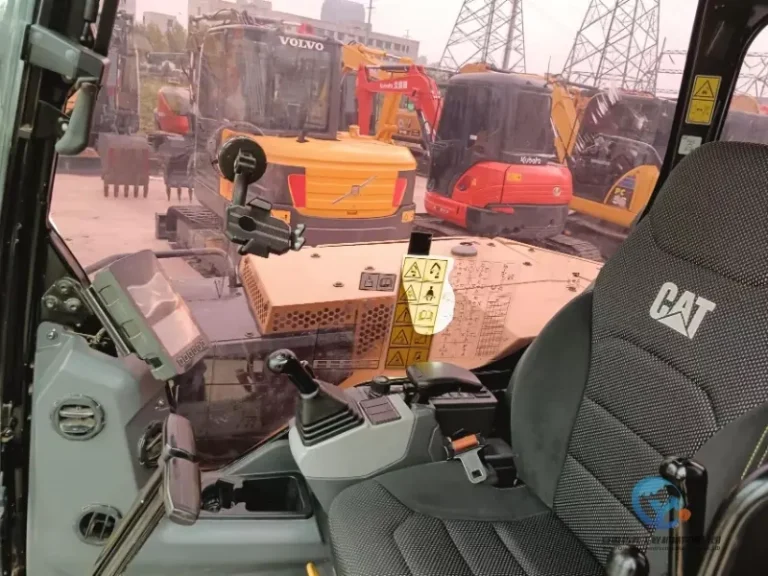 Used-Excavator-Caterpillar-306-2
