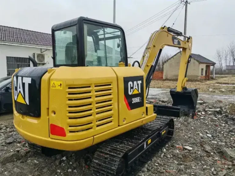 Used-Excavator-Caterpillar-306E20