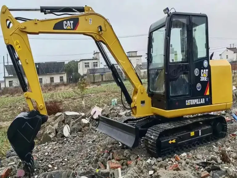 Used-Excavator-Caterpillar-306E210