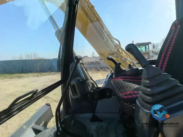 Used-Excavator-Caterpillar-307D11