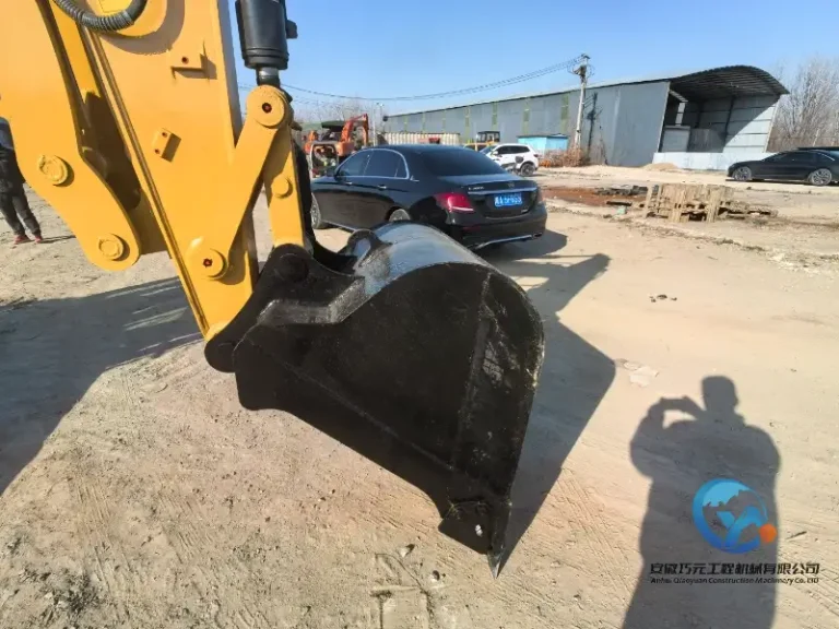 Used-Excavator-Caterpillar-307D21