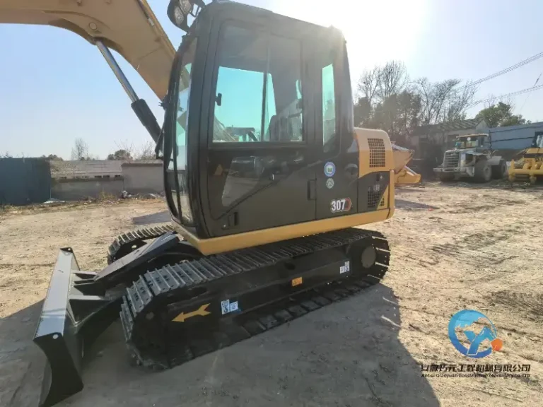 Used-Excavator-Caterpillar-307D24