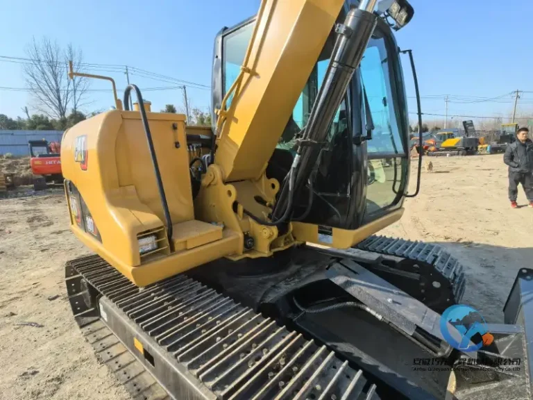 Used-Excavator-Caterpillar-307D29