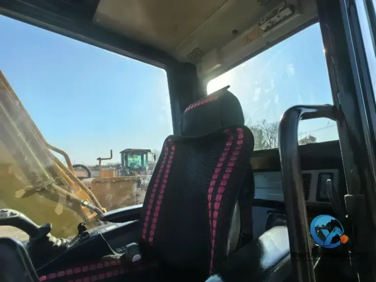 Used-Excavator-Caterpillar-307D32