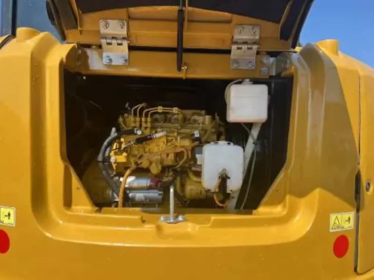 Used-Excavator-Caterpillar-307E212