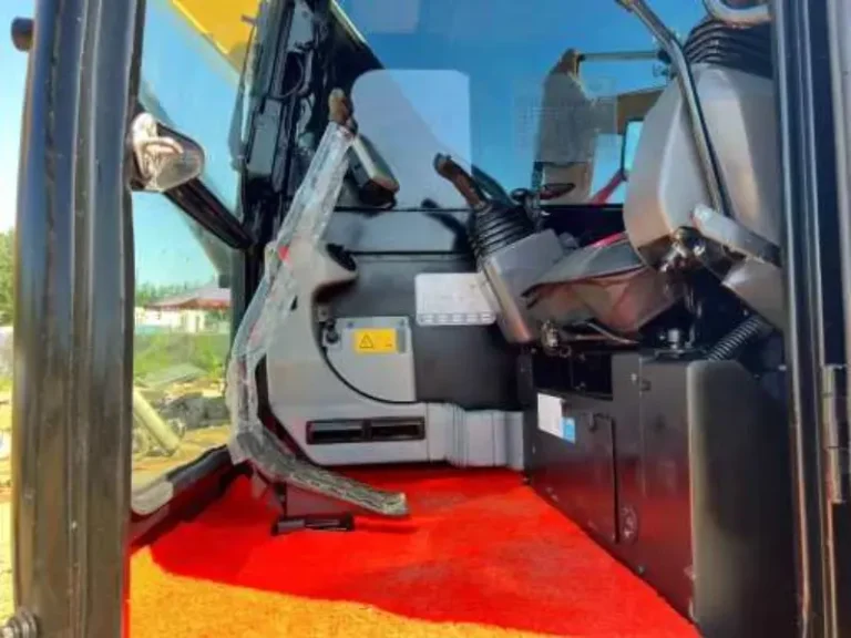 Used-Excavator-Caterpillar-307E27