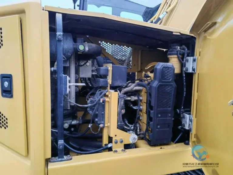 Used-Excavator-Caterpillar-310D-13