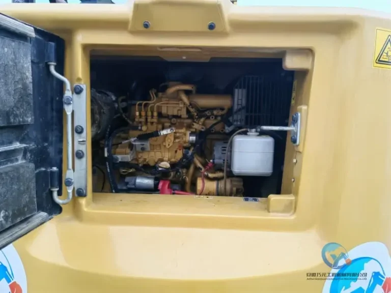 Used-Excavator-Caterpillar-310D-22