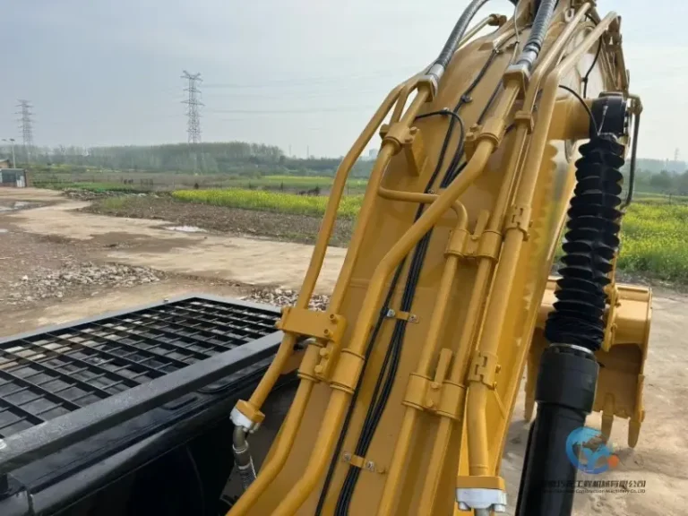 Used-Excavator-Caterpillar-349D-15