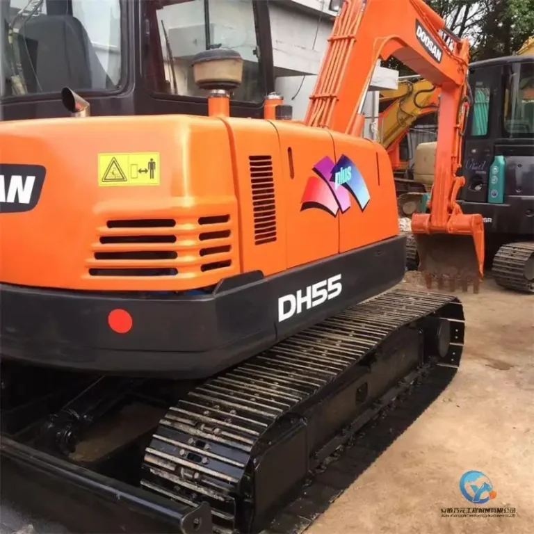 Used-Excavator-DOOSAN-DH550
