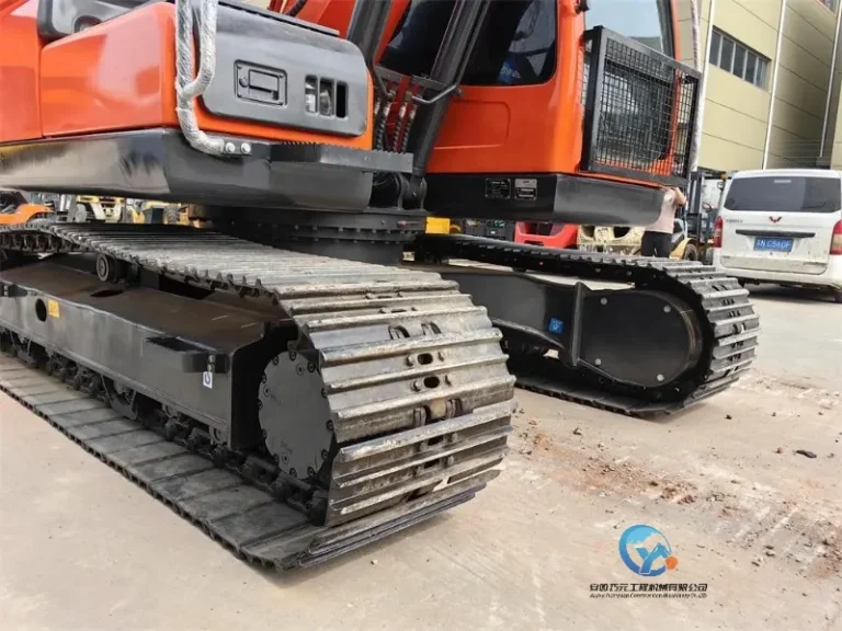 Used-Excavator-DOOSAN-DX150-1