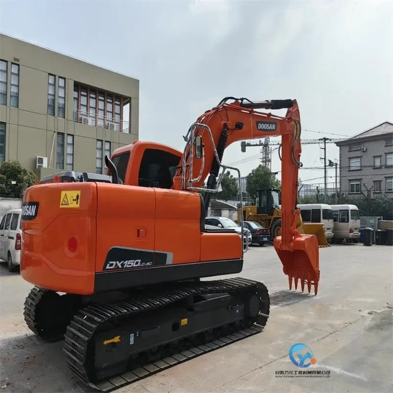 Used-Excavator-DOOSAN-DX1500