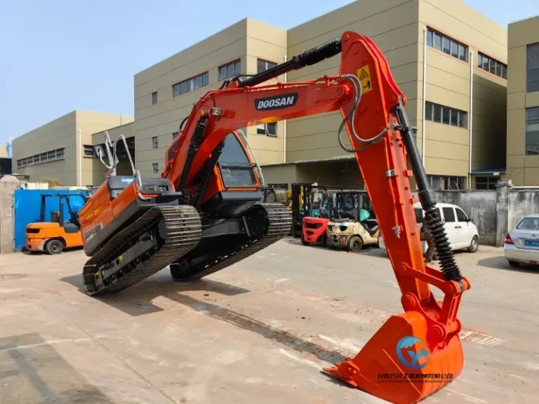 Used-Excavator-DOOSAN-DX1501