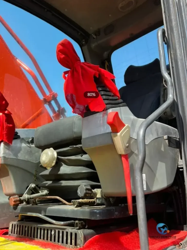 Used-Excavator-DOOSAN-DX300-LC-9C1