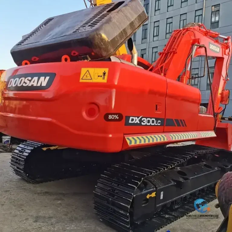 Used-Excavator-DOOSAN-DX300-LC-9C11