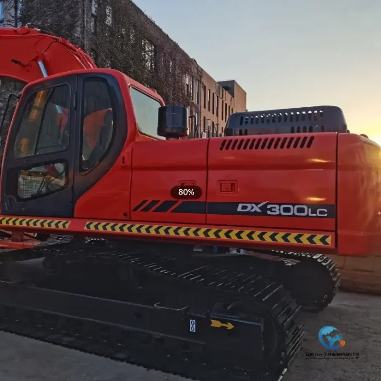 Used-Excavator-DOOSAN-DX300-LC-9C2