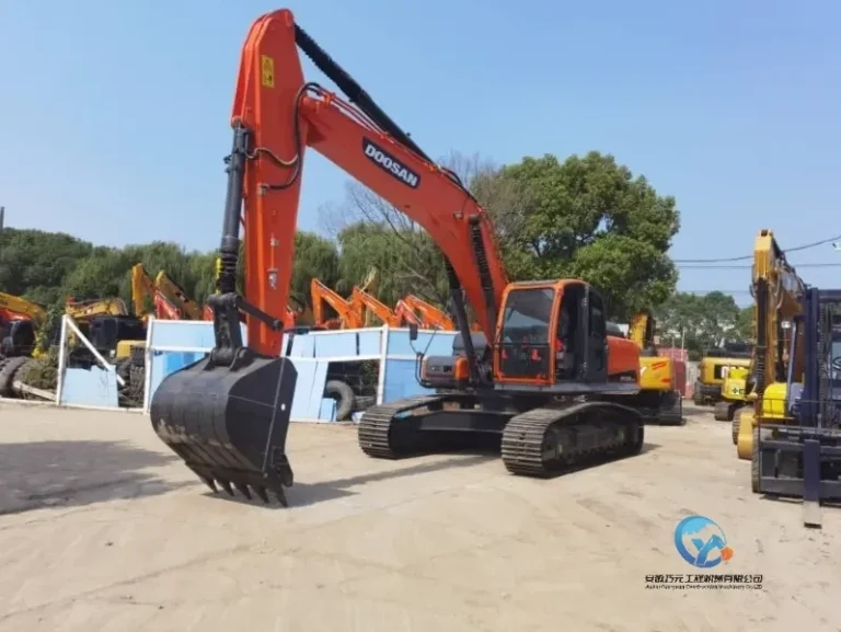 Used-Excavator-DOOSAN-DX300LCA2