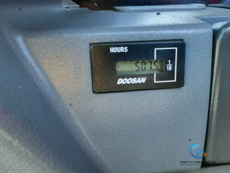 Used-Excavator-Doosan-DX225LC-9C-11